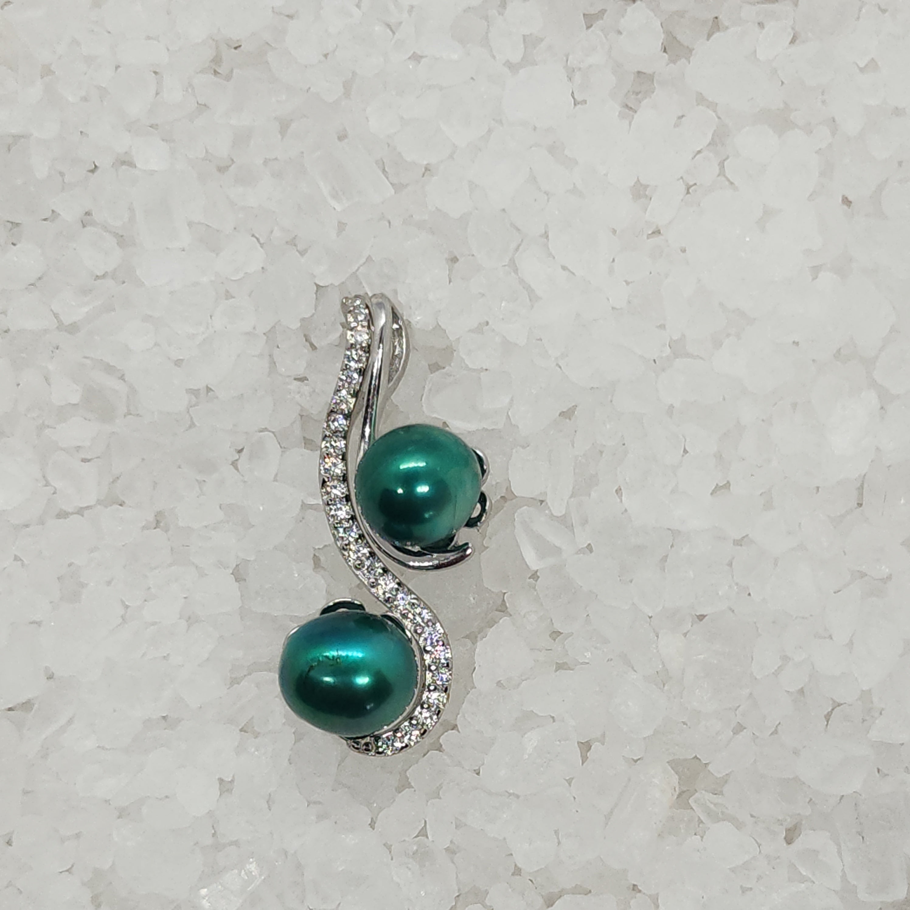 Together & Apart Friends Pendant Setting