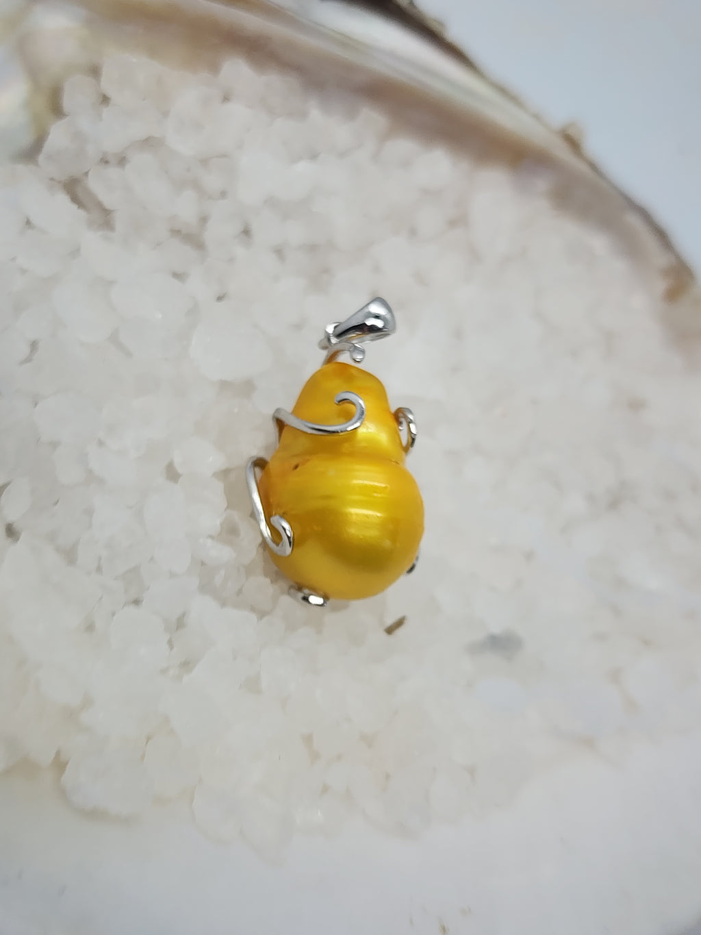 Fireball Pearl Oyster Opening