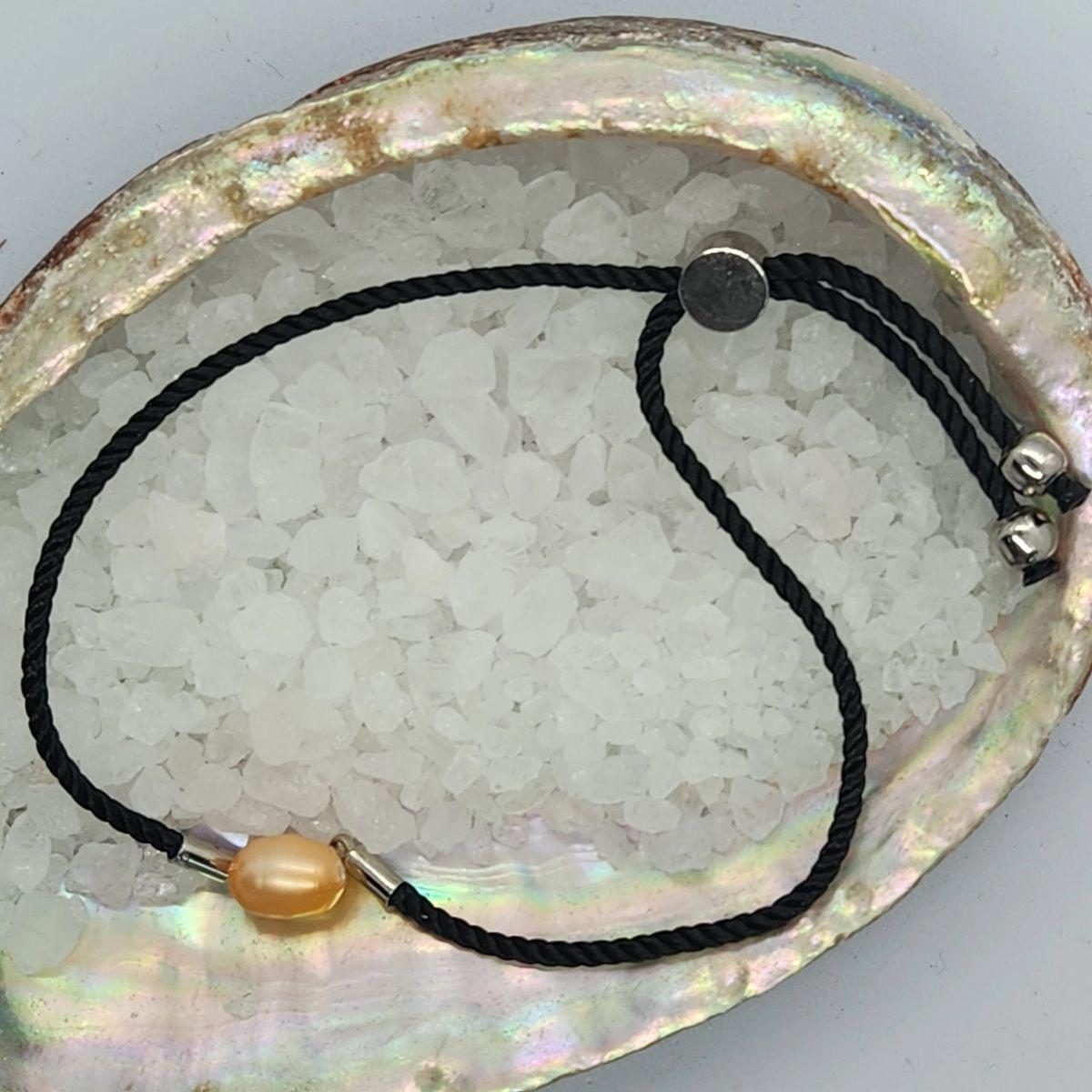 Black Cord Bolo Bracelet Setting